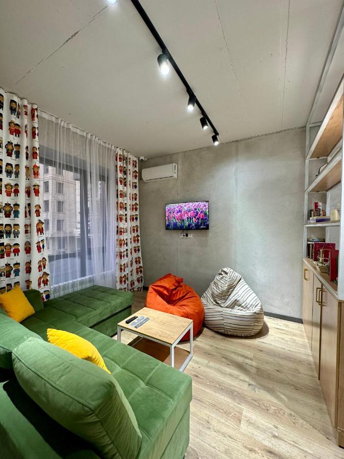 Izzzi Hostel Бишкек Экстерьер фото